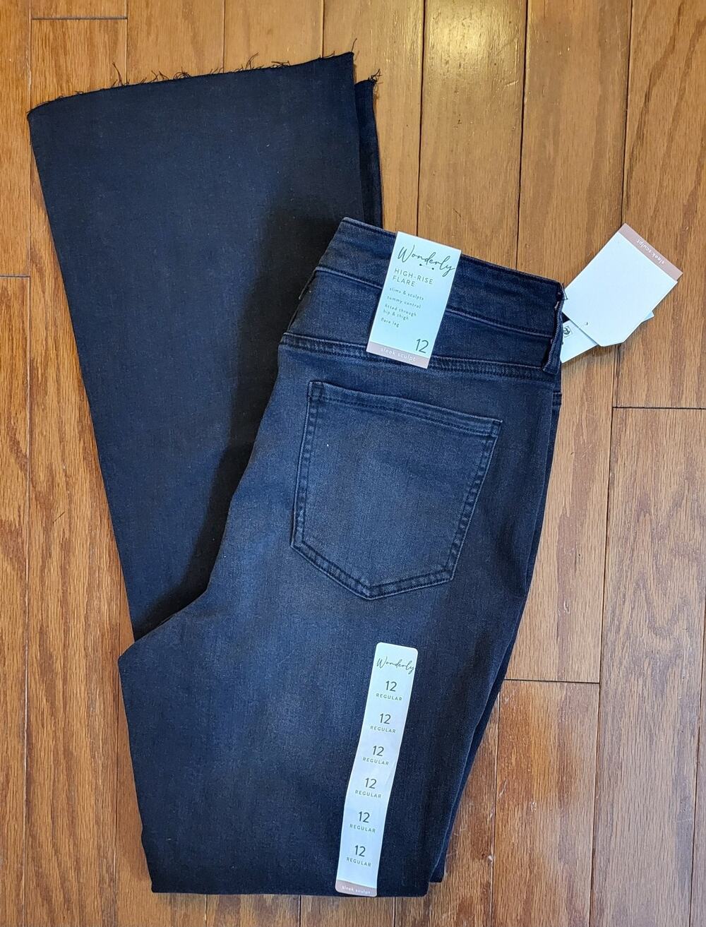 Wonderly High-Rise Flare Distressed 12 Women’s Black Jeans Frayed Hem NWT!!!